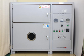 耐光性試験機（XT1-15）